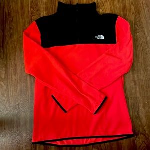 NEW NWOT Men’s The North Face Red & Black Fleece Pullover Sweater - M